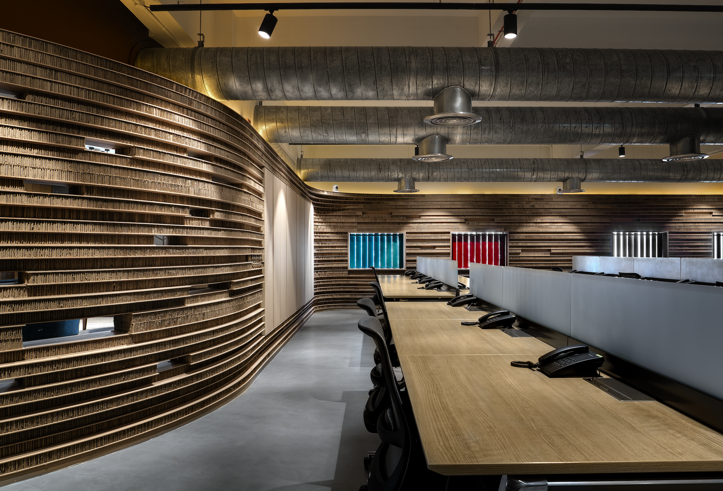 pune-cardboard-office